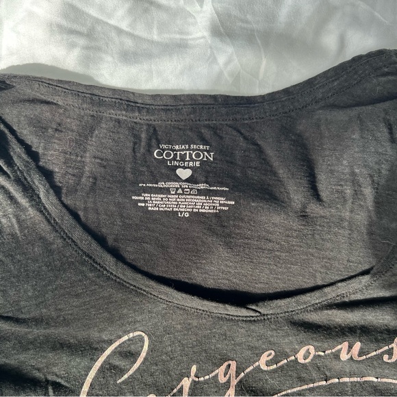 Black & Pink Y2K 2000s Victoria's Secret Gorgeous T-Shirt Large - Picture 3 of 5